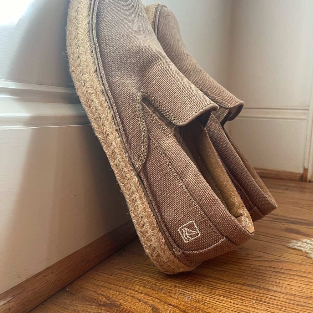 NEW Mens Sperry Loafers Size 11